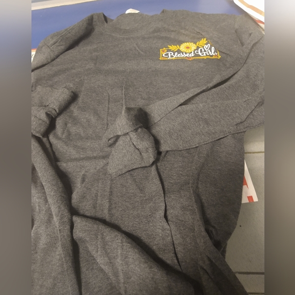 NWT Blessed Girl long sleeved charcoal gray tee "The Greatest of these is love" - Picture 4 of 8